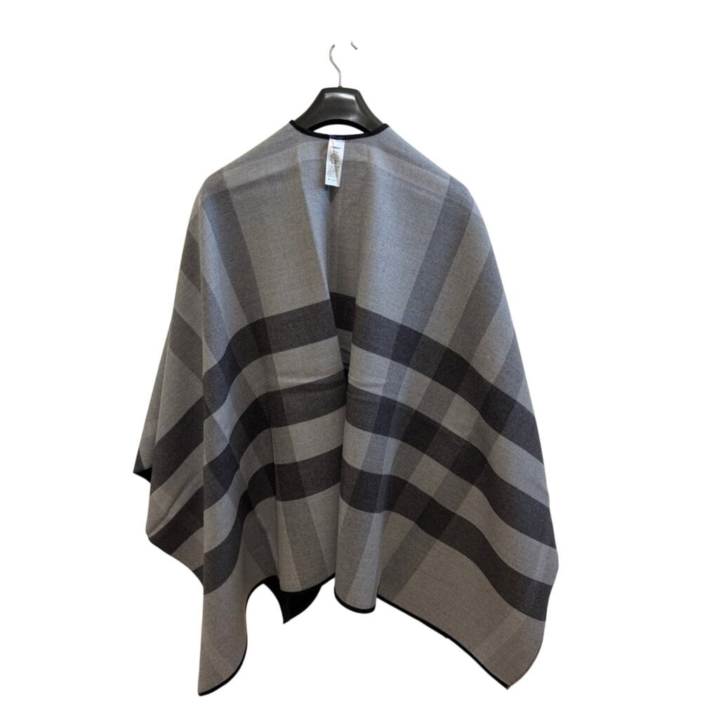 Burberry 100 wool Black & Gray Reversible Cape New - Picture 5 of 9